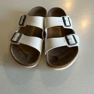 White Mens Birkenstock 42–worn for 2 hours!!!
